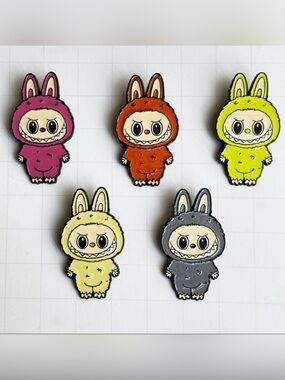 5 x The Monsters- LABUBU - Enamel Pin Badge